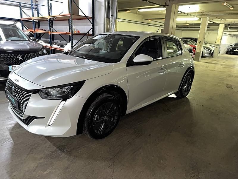 Blanc Utilisé 2021 Peugeot e-208 Business-Line Citadine | 16 990 € (Prix juste) - Image 1/4