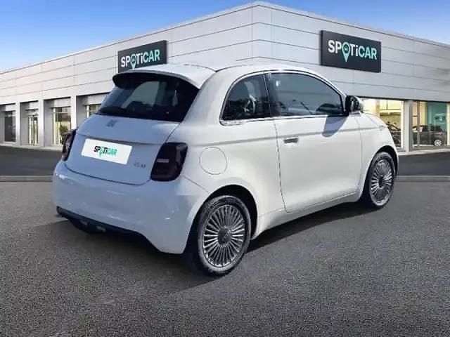 Peinture pastel Occasion 2023 Fiat 500e Citadine | 12 260 € (Bon prix) - Image 1/3