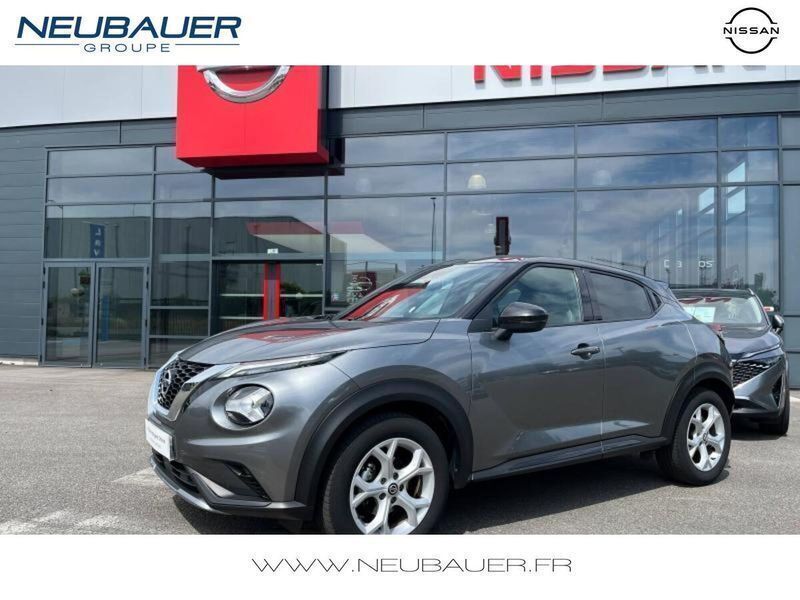 Gris squale+toit noir métallisé Utilisé 2022 Nissan Juke SUV | 19 890 € (Prix juste) - Image 1/4