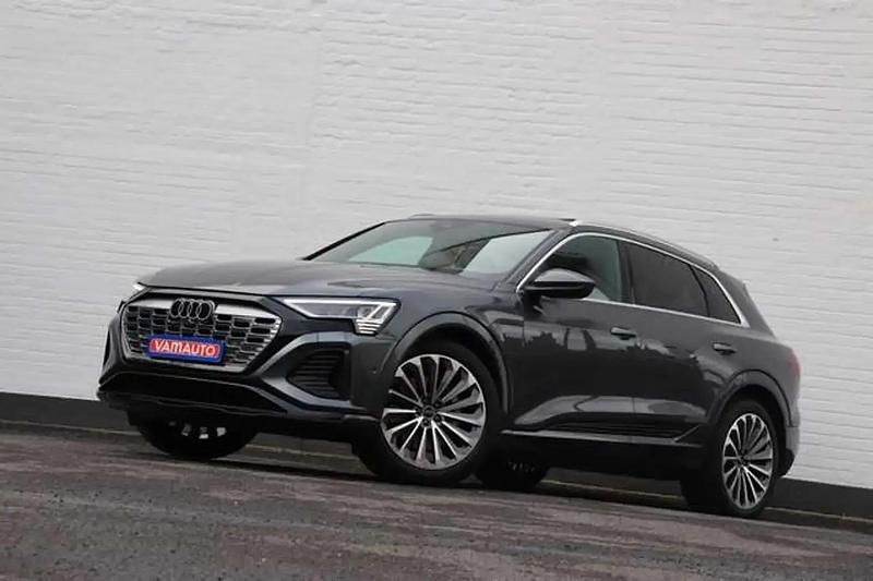 Occasion Audi Q8 e-tron S-Line 300 kW (408 ch) 2023 Gris SUV