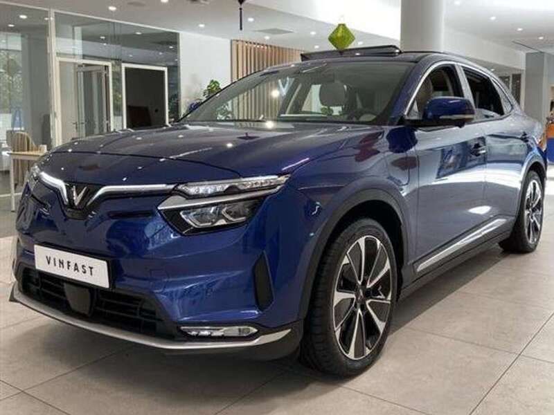 Occasion VinFast VF 8 Plus 300 kW (408 ch) 2024 Bleu SUV