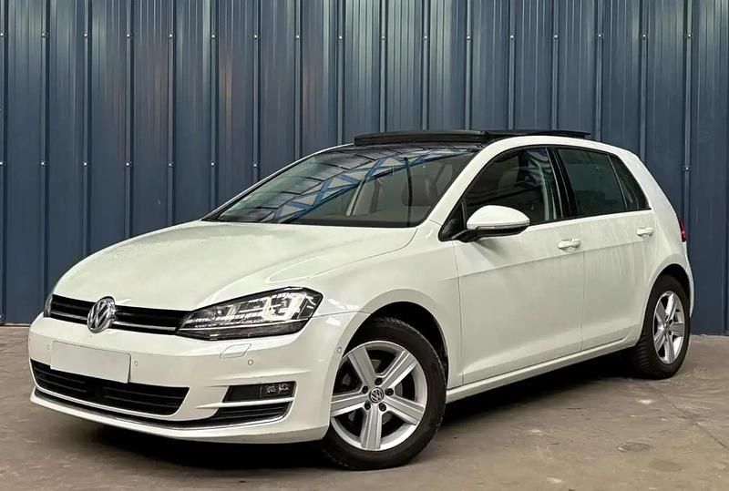 Blanc Occasion 2014 VW Golf Trendline Berline | 13 490 € (Prix juste) - Image 1/4