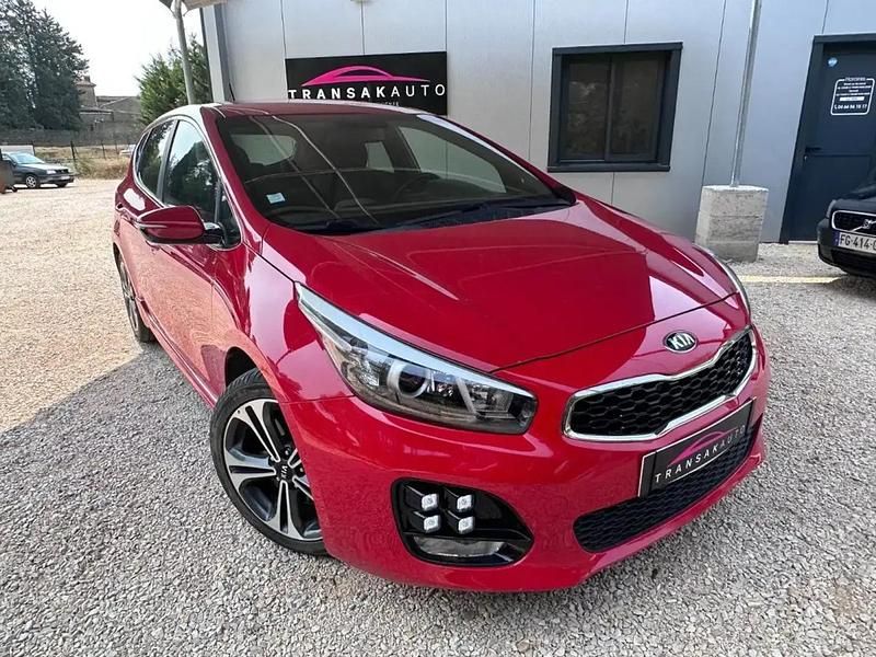 Rouge Utilisé 2016 Kia Ceed GT GT-Line Berline | 10 990 € - Image 1/4