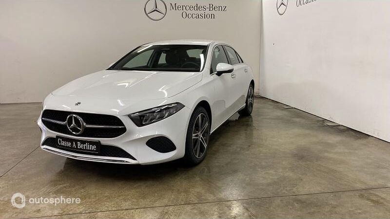 Blanc digital métallisé Utilisé 2024 Mercedes A250 Progressive Berline | 39 999 € (Prix assez cher) - Image 1/4