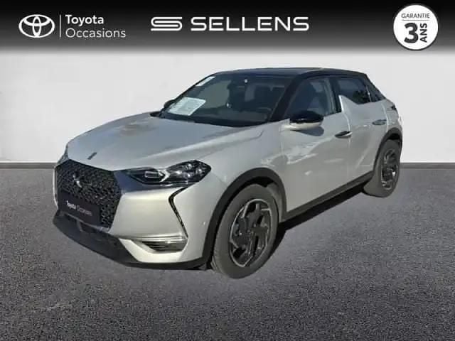 Cristal pearl (m) toit noir perla nera Occasion 2021 DS Automobiles DS3 Crossback Grand Chic SUV | 18 980 € (Prix juste) - Image 1/4