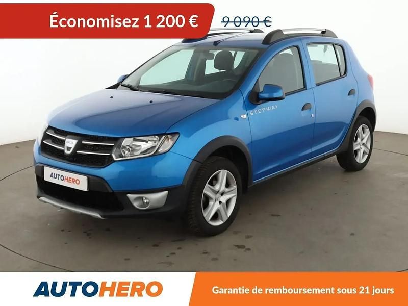 Bleu Occasion 2016 Dacia Sandero Prestige Citadine | 7 890 € (Prix juste) - Image 1/2