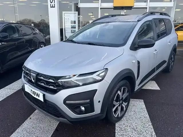 Gris Occasion 2022 Dacia Jogger Extreme Monospace | 17 950 € (Prix juste) - Image 1/4