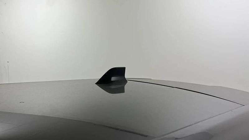Image 4/4