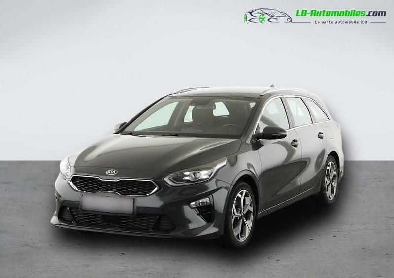 Utilisé 2021 Kia Ceed Berline | 22 300 € (Prix juste) - Image 1/4