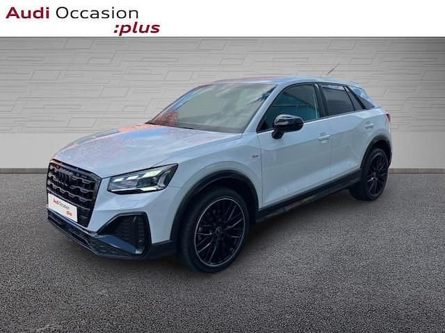 Blanc glacier métallisé Utilisé 2024 Audi Q2 S-Line SUV | 33 490 € (Prix assez cher) - Image 1/4