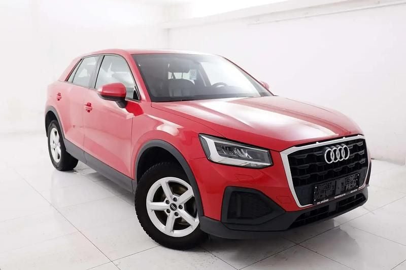 Rouge Utilisé 2021 Audi Q2 Sport SUV | 20 250 € (Prix juste) - Image 1/4