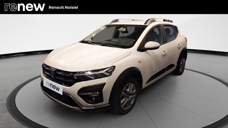 Blanc Utilisé 2021 Dacia Sandero Comfort Citadine | 14 990 € (Prix cher) - Image 1/4