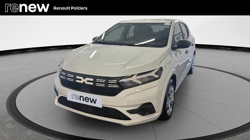 Blanc Utilisé 2023 Dacia Sandero Essentiel Citadine | 12 990 € (Bon prix) - Image 1/4