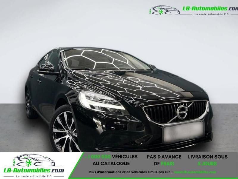 Utilisé 2018 Volvo V40 Momentum Break | 20 100 € (Prix juste) - Image 1/4