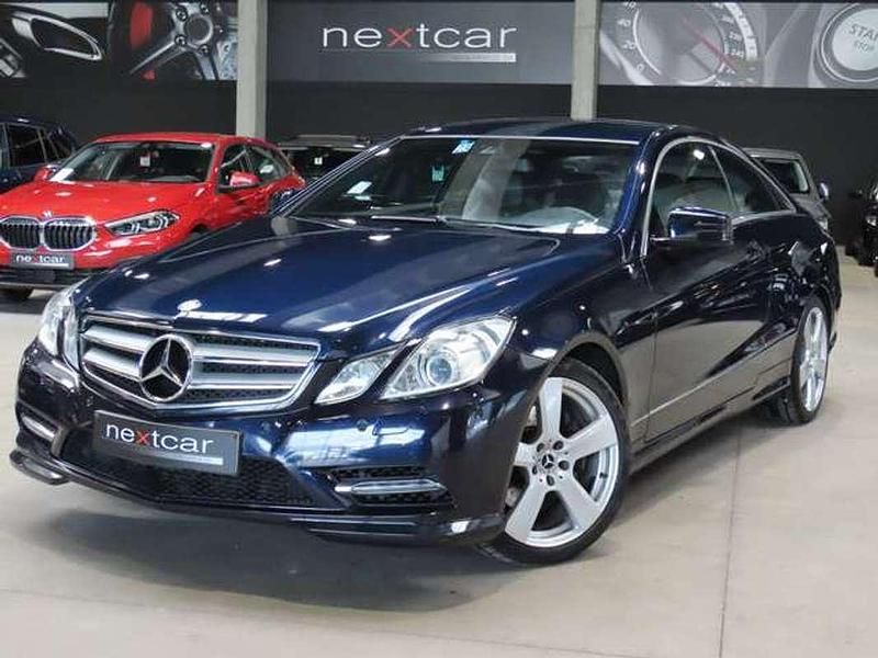 Occasion Mercedes E220 Avantgarde 163 ch (119 kW) 2013 Bleu Coupé