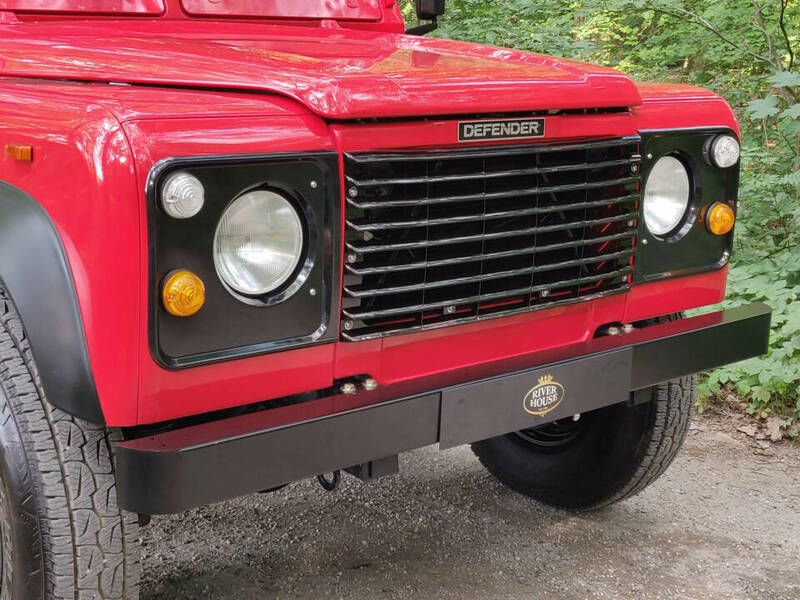 Occasion Land Rover Defender 135 ch (99 kW) 1993 Rouge SUV