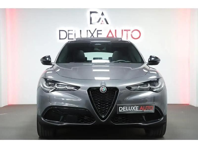 Occasion Alfa Romeo Stelvio Sprint 160 ch (117 kW) 2024 Gris SUV