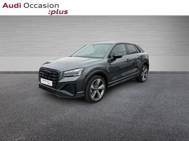 Gris daytona nacré Utilisé 2024 Audi Q2 Black Edition SUV | 44 590 € - Image 1/4