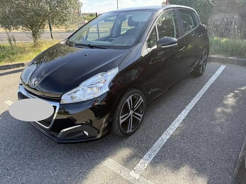 Utilisé 2020 Peugeot 208 GT-line Citadine | 8 990 € (Super prix) - Image 1/4