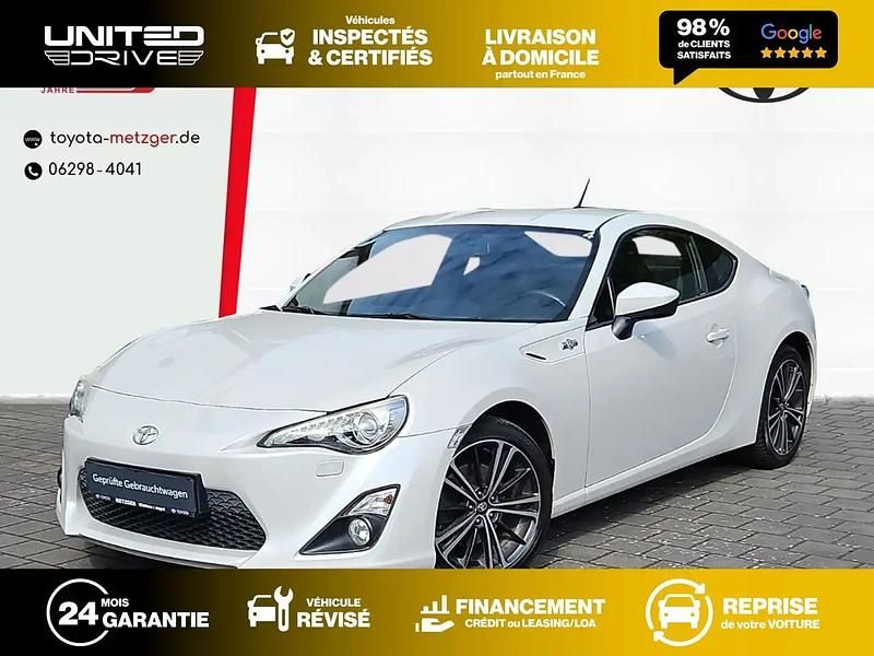 Blanc Utilisé 2012 Toyota GT86 GT Coupé | 30 520 € - Image 1/4