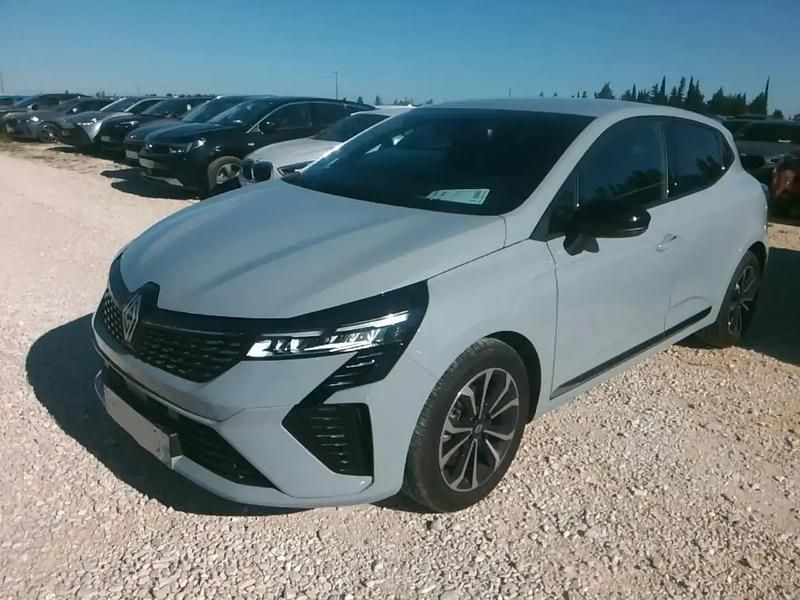 Gris Utilisé 2025 Renault Clio V Techno Berline | 19 390 € (Prix assez cher) - Image 1/4
