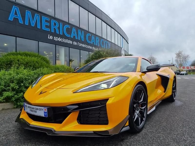 Jaune Nouvelle 2025 Chevrolet Corvette Coupé | 234 116 € - Image 1/4