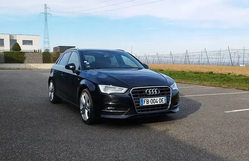 Noir Utilisé 2014 Audi A3 Sportback S-Line Berline | 18 000 € (Prix juste) - Image 1/4