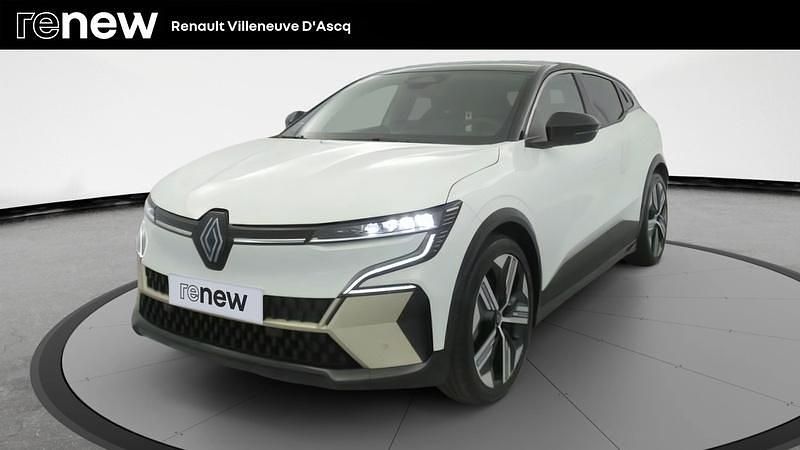 Blanc Occasion 2024 Renault Megane E-Tech Iconic Berline | 30 499 € (Prix assez cher) - Image 1/4
