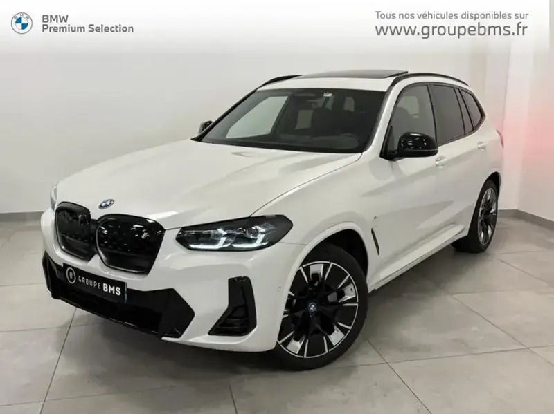 Blanc Utilisé 2024 BMW iX3 Impressive SUV | 59 900 € (Prix assez cher) - Image 1/4