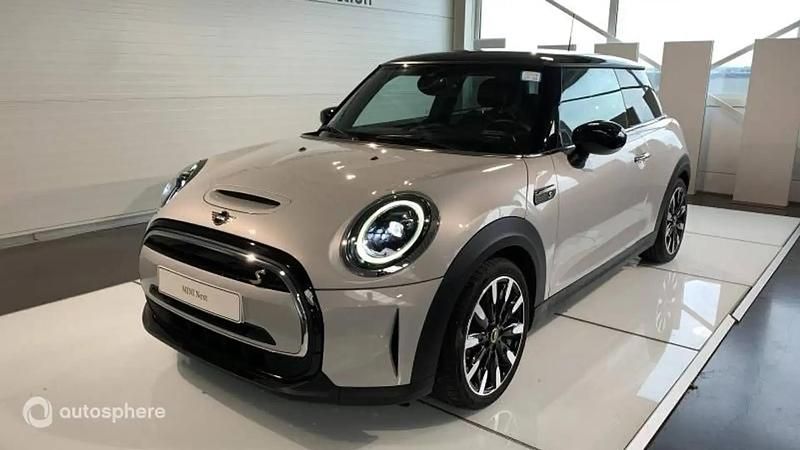 Gris Utilisé 2022 Mini Cooper SE Essential Citadine | 18 990 € (Prix juste) - Image 1/4