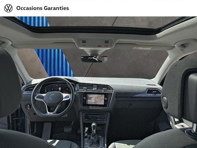 Image 3/4