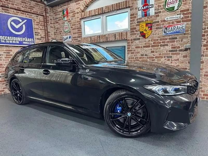 Noir Utilisé 2024 BMW 320 M Sport Break | 48 174 € (Prix assez cher) - Image 1/4