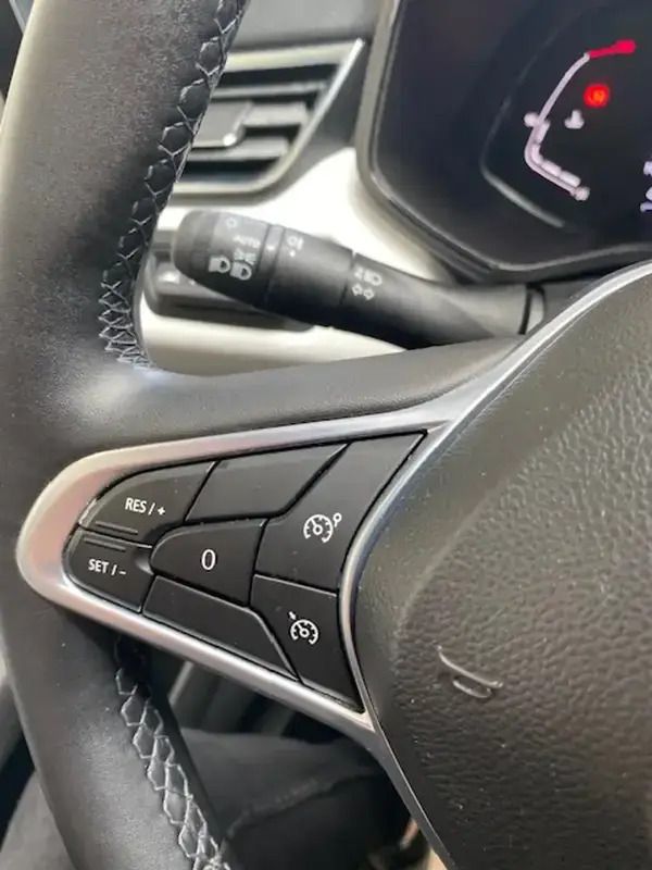 Image 2/4
