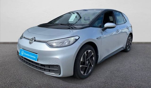 Gris argent Utilisé 2023 VW ID.3 Pro Performance Citadine | 26 990 € (Bon prix) - Image 1/4