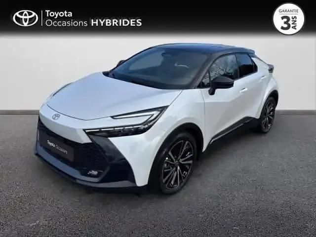 Blanc lunaire nacré biton Utilisé 2025 Toyota C-HR SUV | 35 990 € - Image 1/4