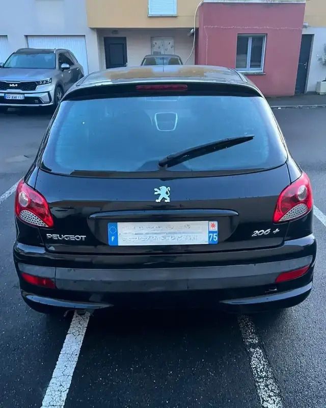 Image 2/4
