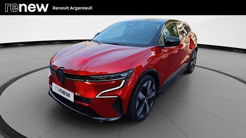 Rouge Utilisé 2023 Renault Mégane Techno Berline | 23 980 € (Prix juste) - Image 1/4
