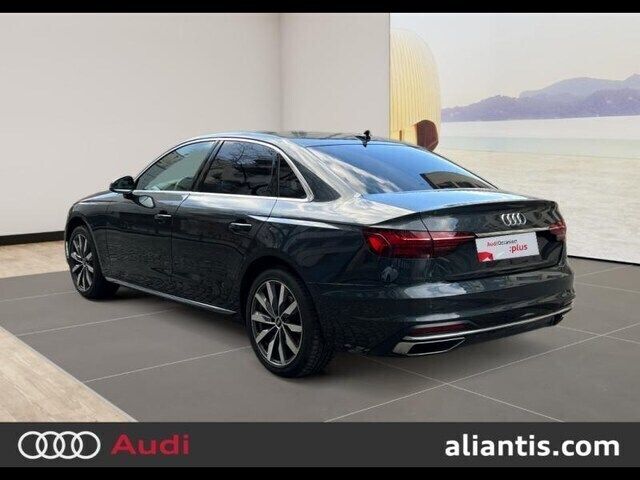 Occasion Audi A4 Advanced 204 ch (150 kW) 2023 Gris manhattan métallisé Berline