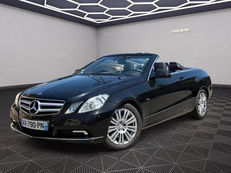 Noir Utilisé 2010 Mercedes E350 Executive Cabriolet | 14 999 € - Image 1/4