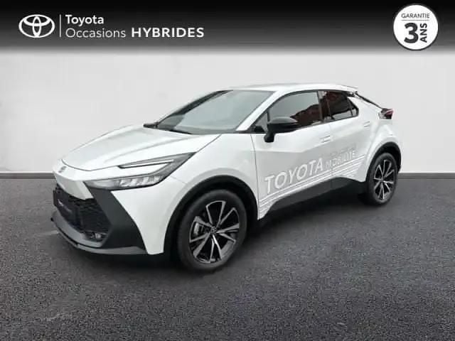 Blanc Utilisé 2025 Toyota C-HR Design SUV | 33 490 € - Image 1/4