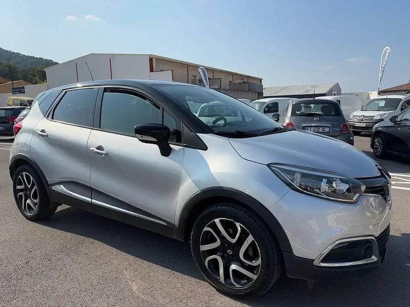 Gris Occasion 2014 Renault Captur Intens SUV | 10 690 € (Prix juste) - Image 1/4