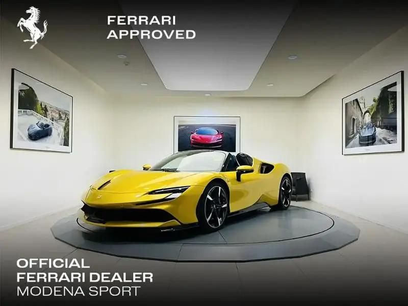 Jaune Utilisé 2022 Ferrari SF90 Cabriolet | 599 000 € - Image 1/4