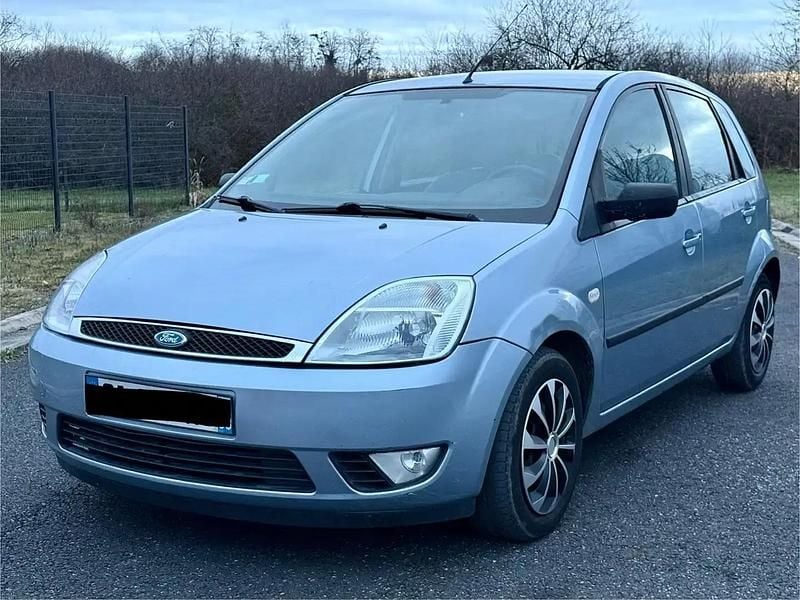 Occasion 2005 Ford Fiesta Ambiente Berline | 2 400 € (Prix juste) - Image 1/4