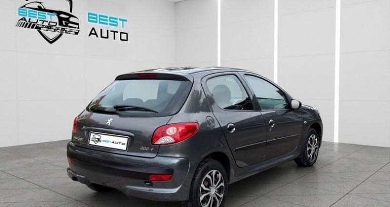 Utilisé 2011 Peugeot 206+ Urban Move Citadine | 3 490 € (Prix juste) - Image 1/3