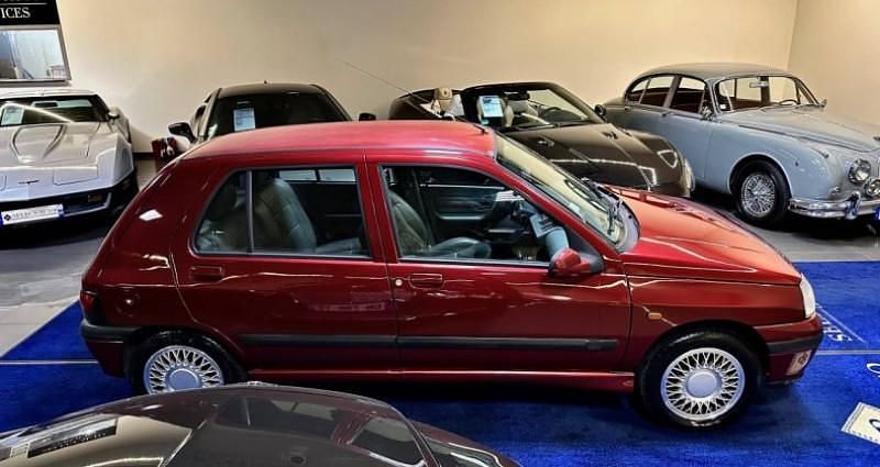 Occasion Renault Clio 90 ch (66 kW) 1996 Citadine