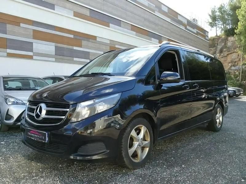 Noir Occasion 2017 Mercedes V250 Edition Monospace | 28 990 € - Image 1/4