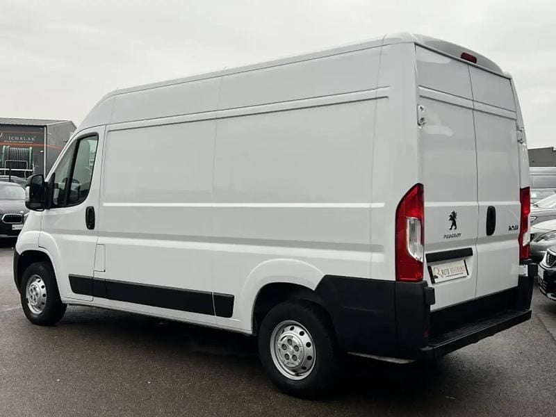Occasion Peugeot Boxer 122 ch (89 kW) 2024 Blanc Van