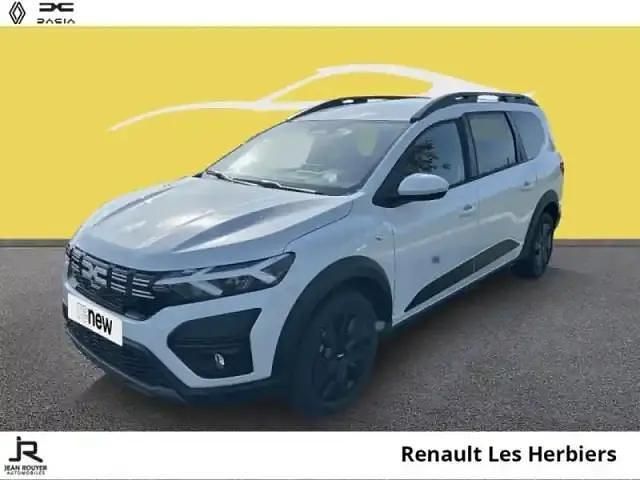 Blanc Nouvelle 2025 Dacia Jogger Expression Monospace | 20 499 € (Prix juste) - Image 1/4