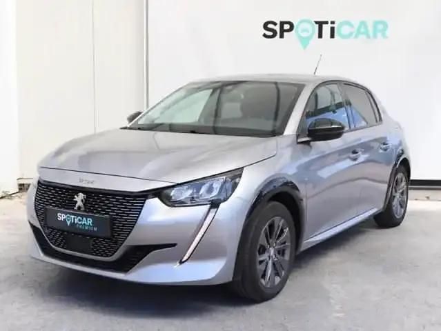 Gris Utilisé 2022 Peugeot e-208 Citadine | 15 900 € (Prix juste) - Image 1/4