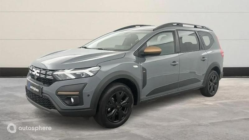 Gris Utilisé 2025 Dacia Jogger Extreme Monospace | 22 199 € (Prix juste) - Image 1/4